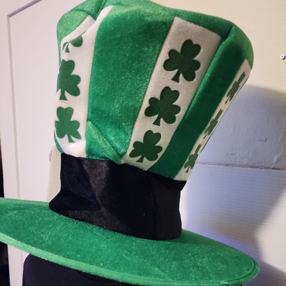 Black T-Shirt with Green Skull and Hat Design - Picture 8 of 11